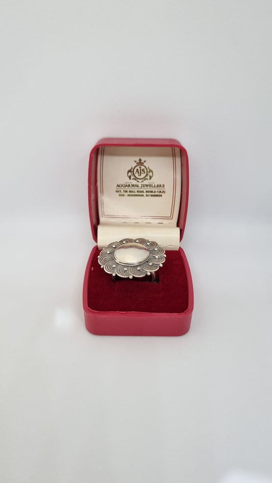92.5 Sterling Silver Ornate Floral Dome Ring