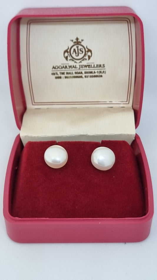 Round Pearl Stud Earrings